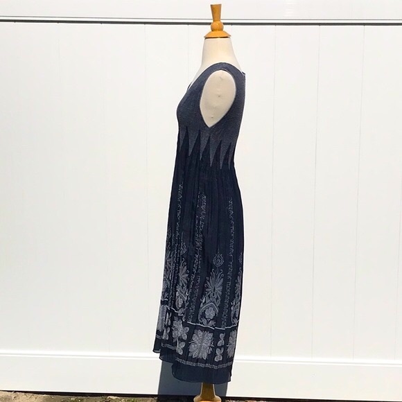 NWOT Max Edition Floral Print V-Neck Sleeveless Dress in Navy Print Size Large - Picture 5 of 14